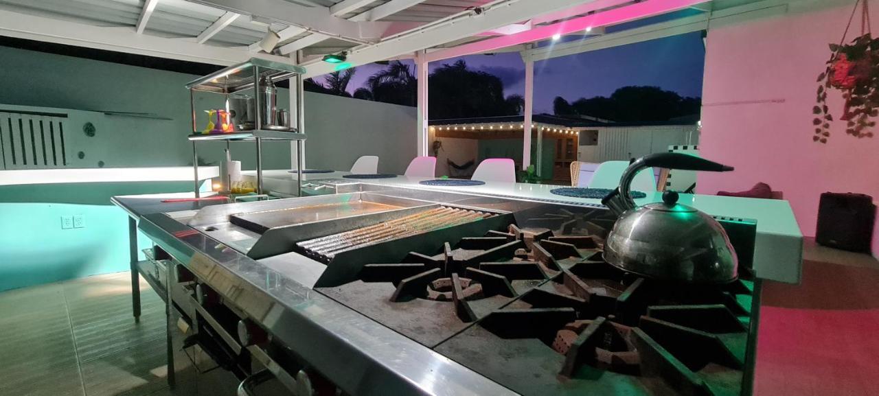 Family Villa With Big Pool And Absolute Privacy Willemstad Bagian luar foto
